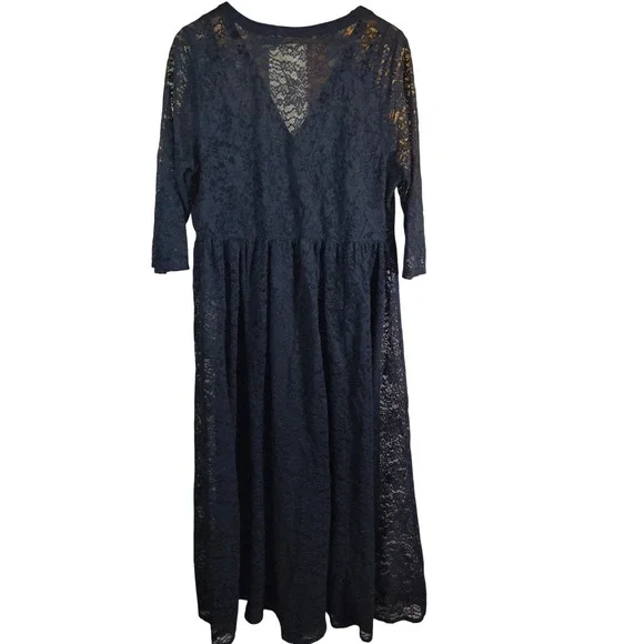 Torrid Black Lace Dress Size 2 Plus Midi V Neck Gothic Witchy 2X 3/4 sleeve - Picture 6 of 12